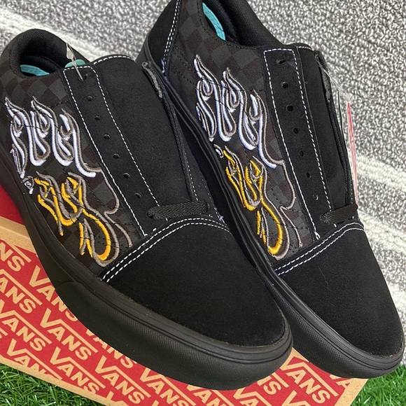 Vans Comfycush Ignition Black/Black Men’s sneakers - athletic shoes - Picture 7 of 16